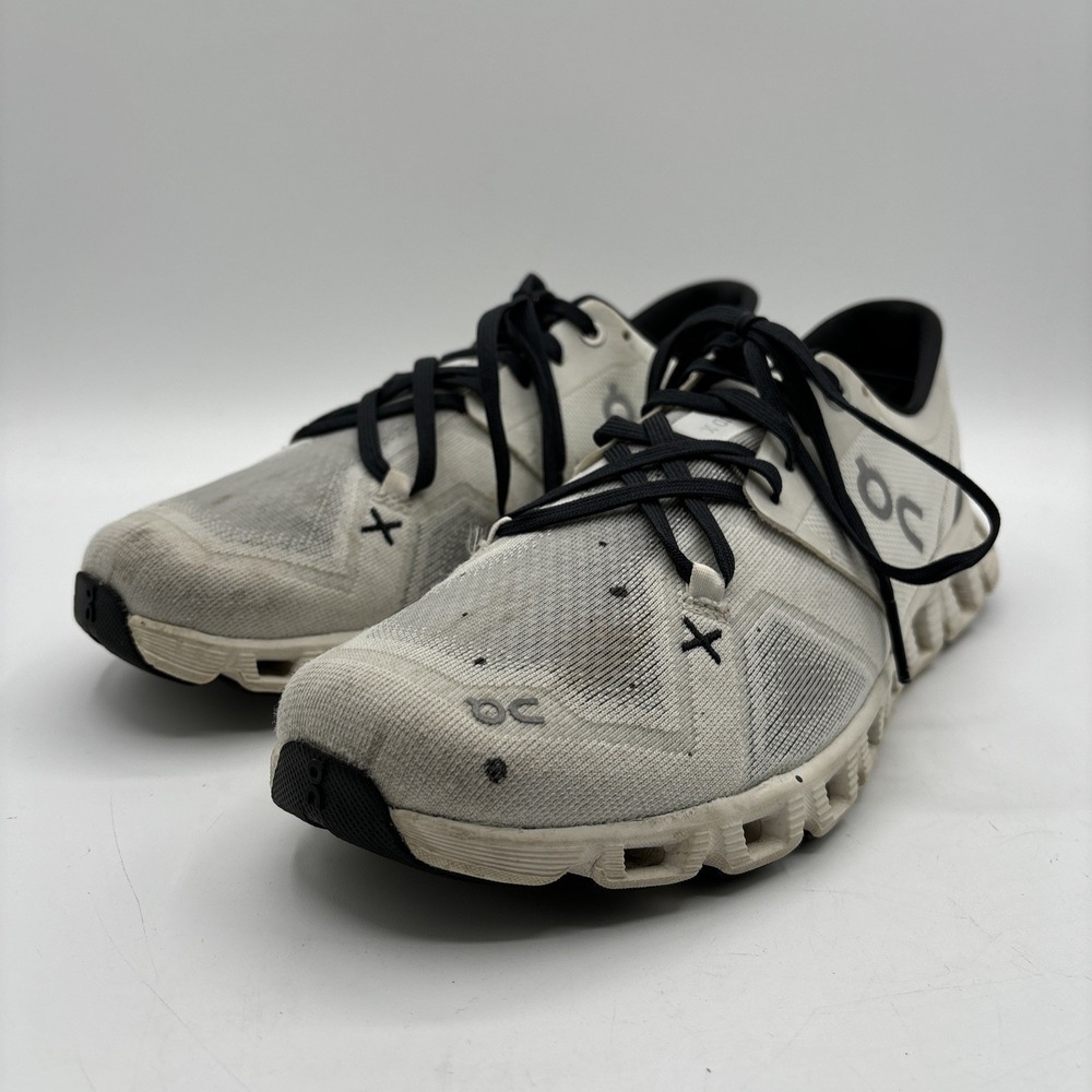 On Cloud X 3 Running Shoes Women's 9 Off-White Black Comfort Sneaker 60.98697
